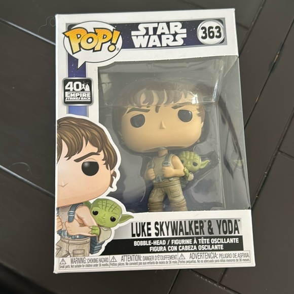 NEW - Funko Pop! #363 Star Wars Empire Strikes Back 40th - Luke Skywalker & Yoda - Picture 1 of 6